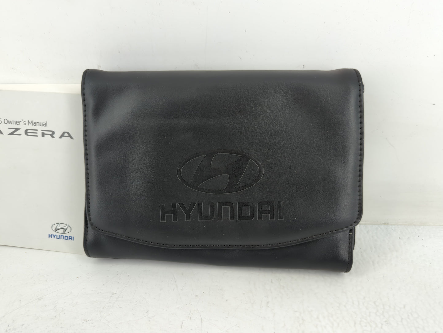2015 Hyundai Azera Owners Manual Book Guide P/N:F3V0-EU40A OEM Used Auto Parts - Oemusedautoparts1.com