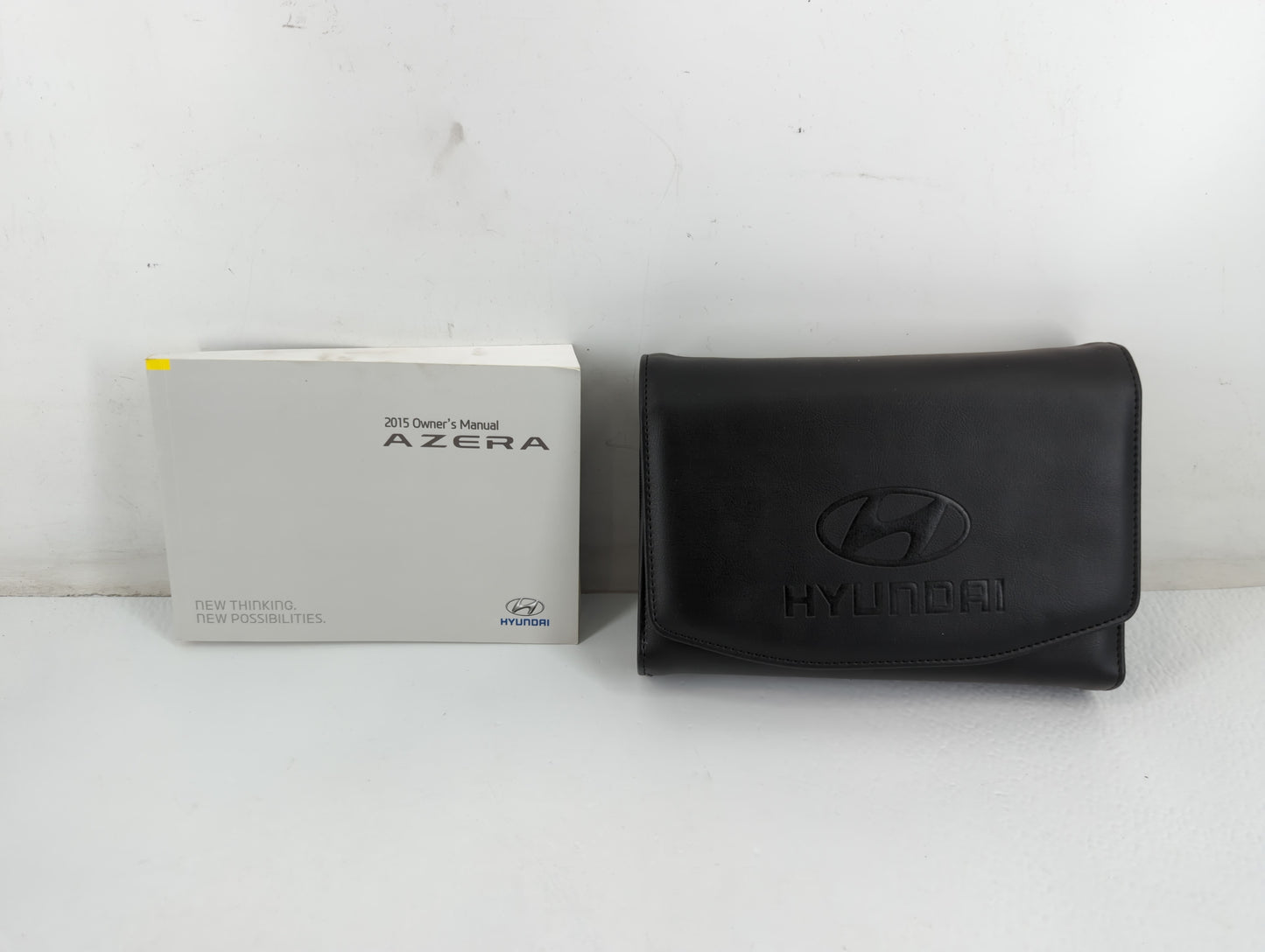 2015 Hyundai Azera Owners Manual Book Guide P/N:F3V0-EU4DB OEM Used Auto Parts - Oemusedautoparts1.com