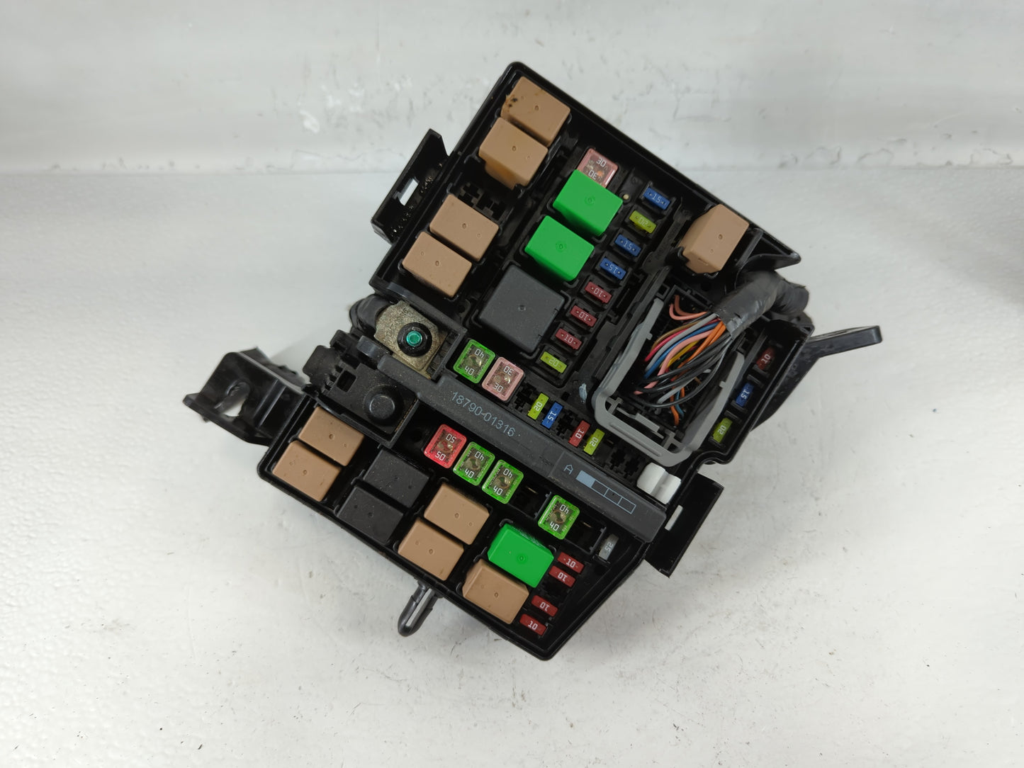 2015-2016 Hyundai Azera Fusebox Fuse Box Panel Relay Module P/N:91955-2T890 Fits Fits 2015 2016 OEM Used Auto Parts - Oemuse