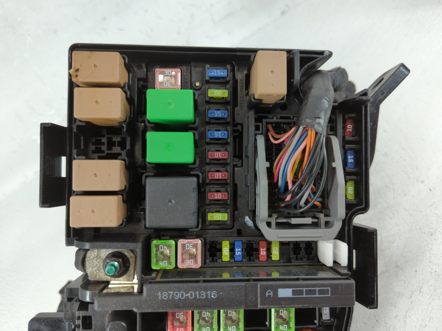 2015-2016 Hyundai Azera Fusebox Fuse Box Panel Relay Module P/N:91955-2T890 Fits Fits 2015 2016 OEM Used Auto Parts - Oemuse
