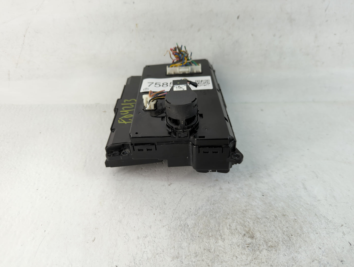2015-2017 Hyundai Azera Climate Control Module Temperature AC/Heater Replacement Fits Fits 2015 2016 2017 OEM Used Auto Part