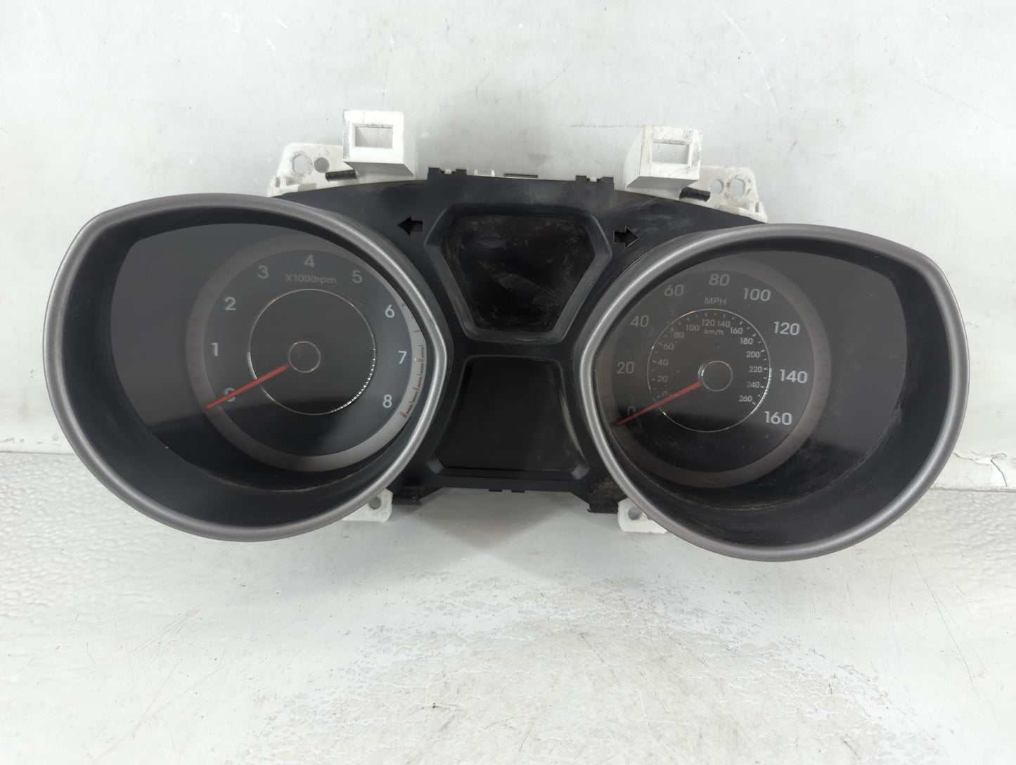 2014-2016 Hyundai Elantra Instrument Cluster Speedometer Gauges P/N:94004-3X210 Fits Fits 2014 2015 2016 OEM Used Auto Parts