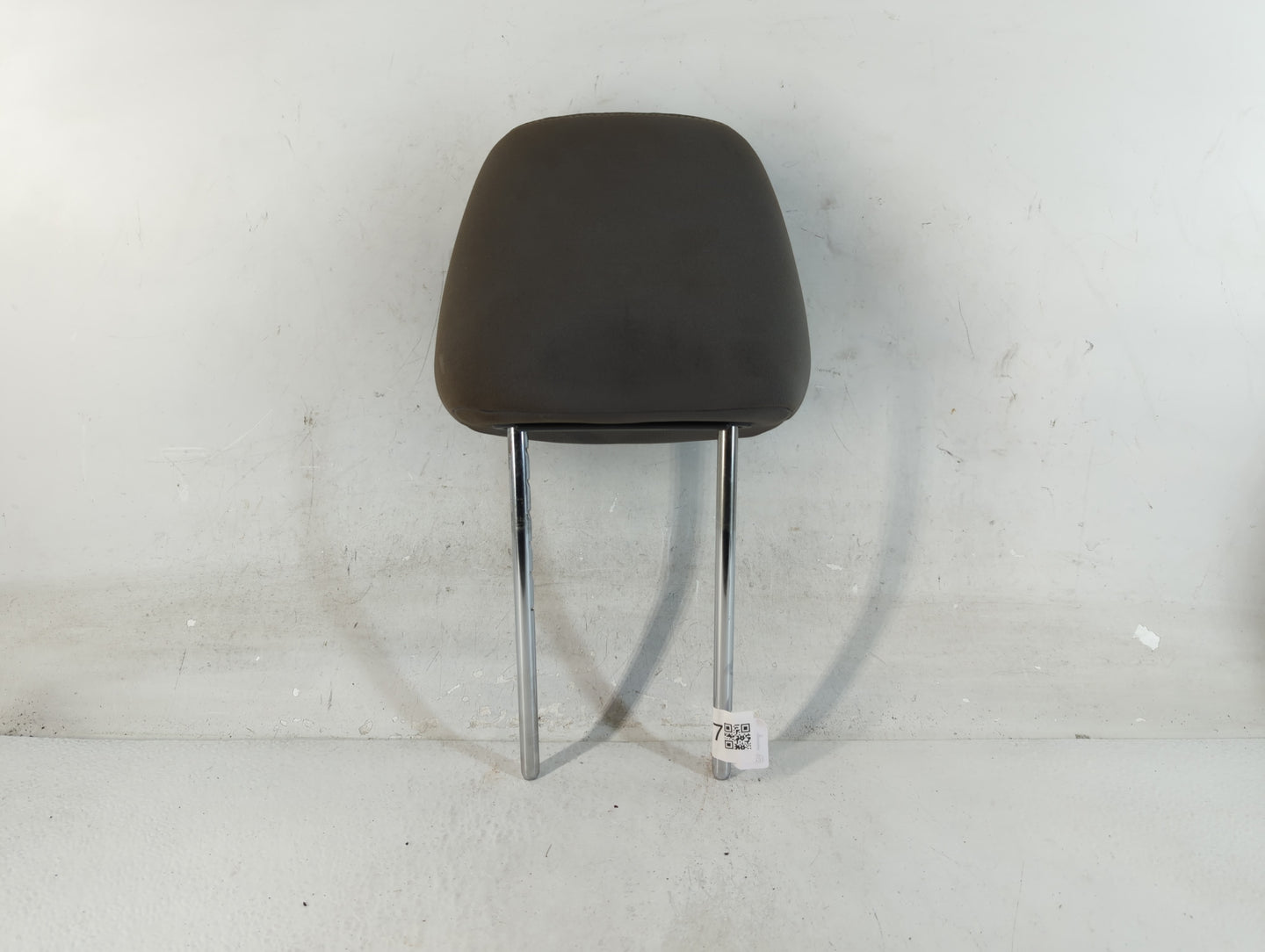 2013-2015 Hyundai Elantra Headrest Head Rest Front Driver Passenger Seat Fits Fits 2013 2014 2015 OEM Used Auto Parts - Oemu