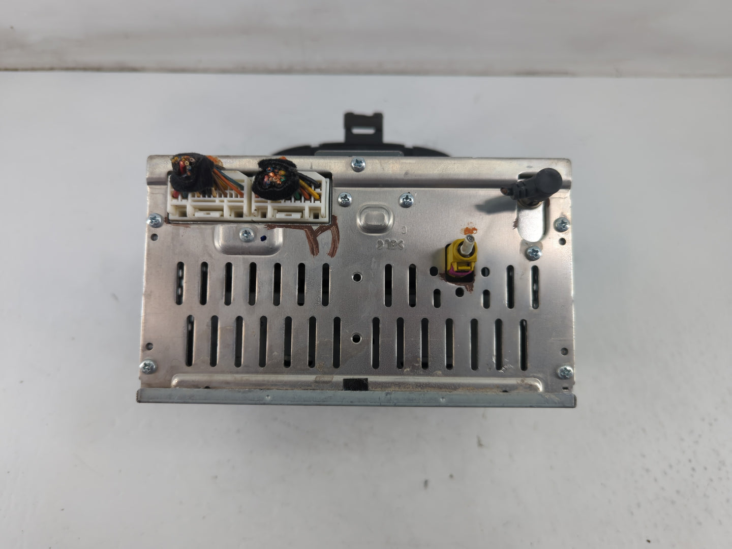 2014-2016 Hyundai Elantra Radio AM FM Cd Player Receiver Replacement P/N:96180-3X165GU Fits Fits 2014 2015 2016 OEM Used Aut