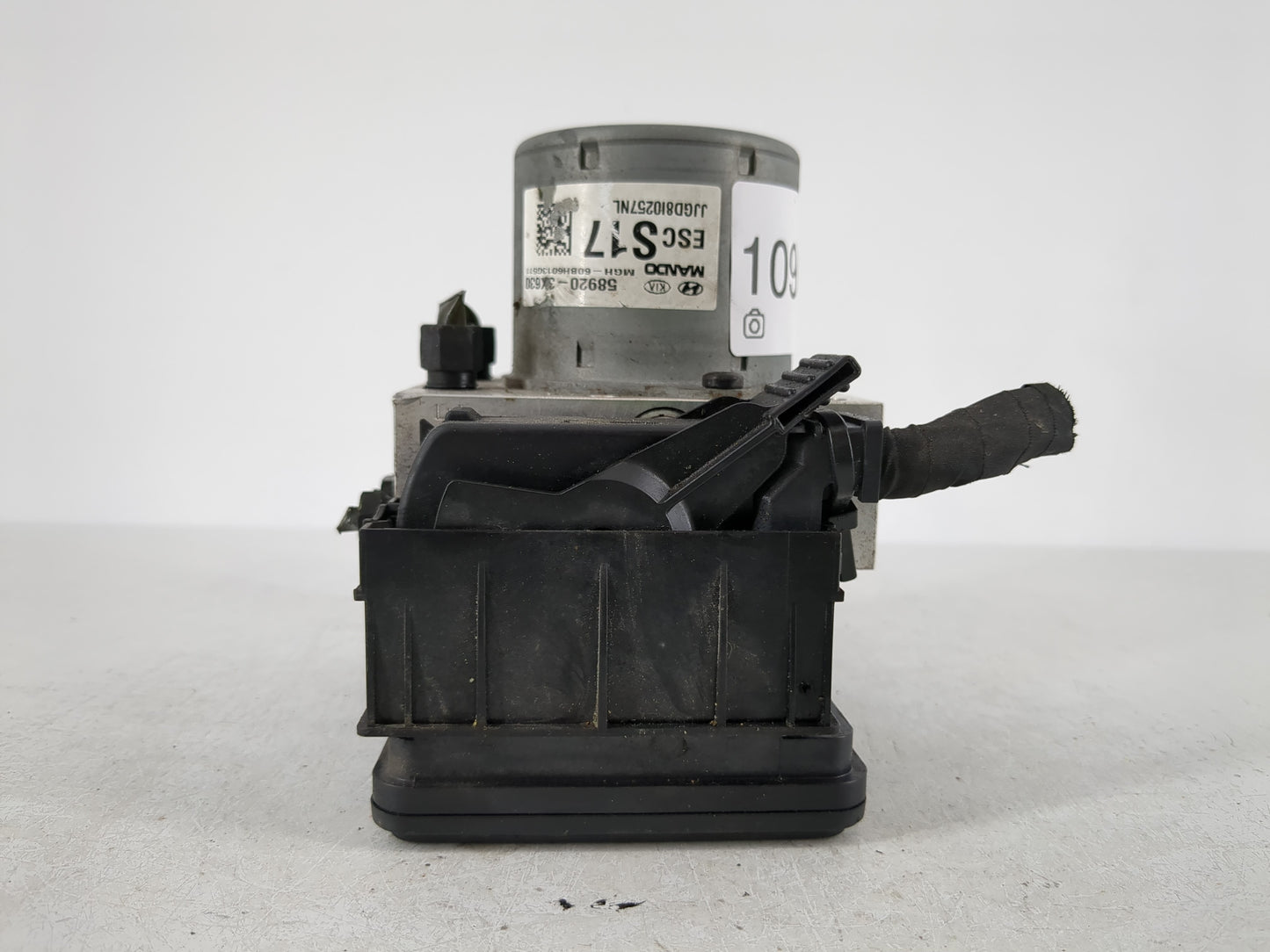 2014-2016 Hyundai Elantra ABS Pump Control Module Replacement P/N:58920-3X630 Fits Fits 2014 2015 2016 OEM Used Auto Parts -