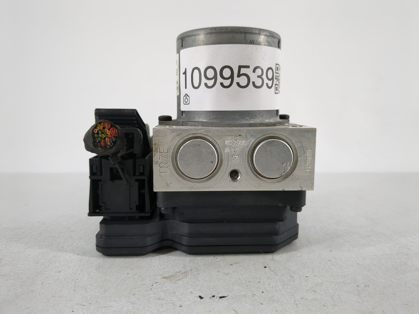 2014-2016 Hyundai Elantra ABS Pump Control Module Replacement P/N:58920-3X630 Fits Fits 2014 2015 2016 OEM Used Auto Parts -