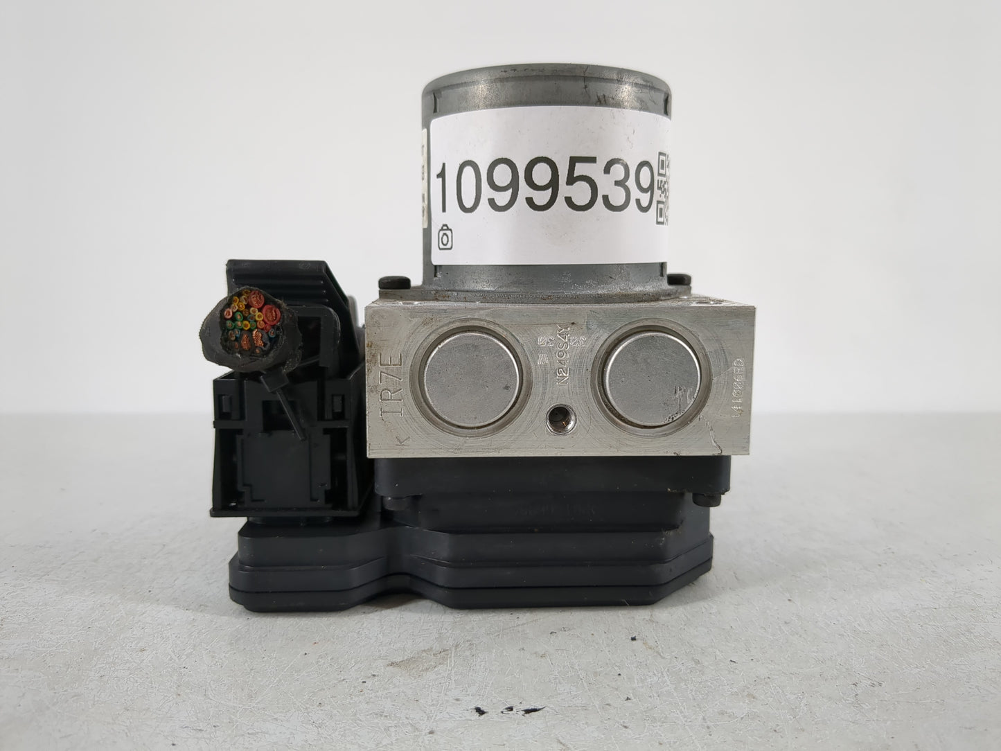 2014-2016 Hyundai Elantra ABS Pump Control Module Replacement P/N:58920-3X630 Fits Fits 2014 2015 2016 OEM Used Auto Parts -