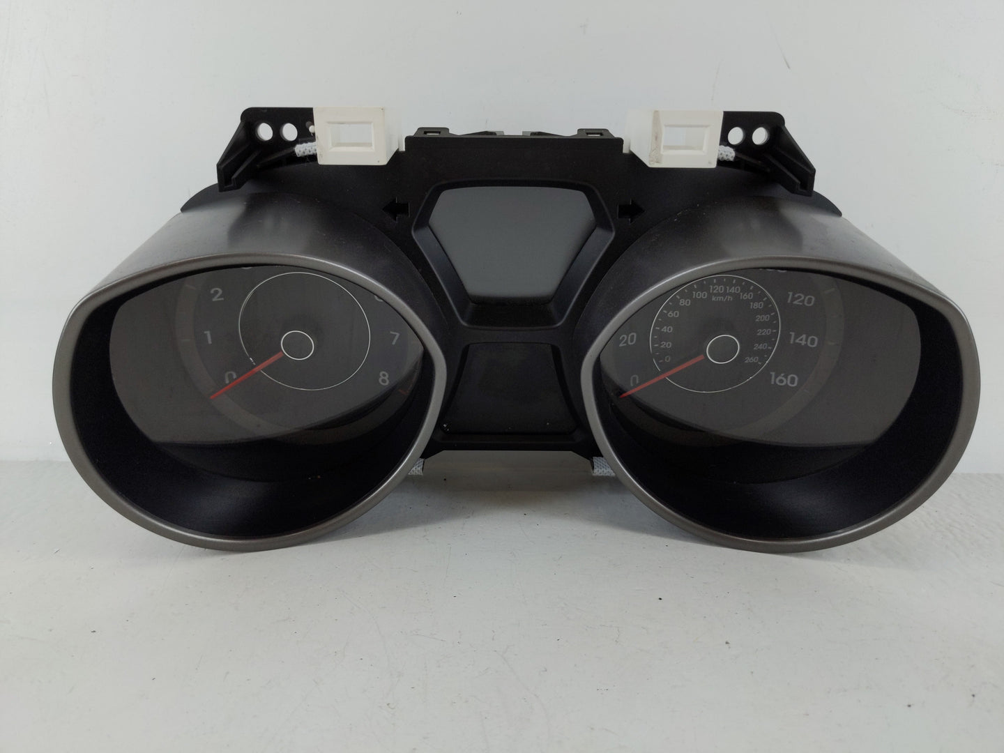 2014-2016 Hyundai Elantra Instrument Cluster Speedometer Gauges P/N:94004-3Y010 Fits Fits 2014 2015 2016 OEM Used Auto Parts