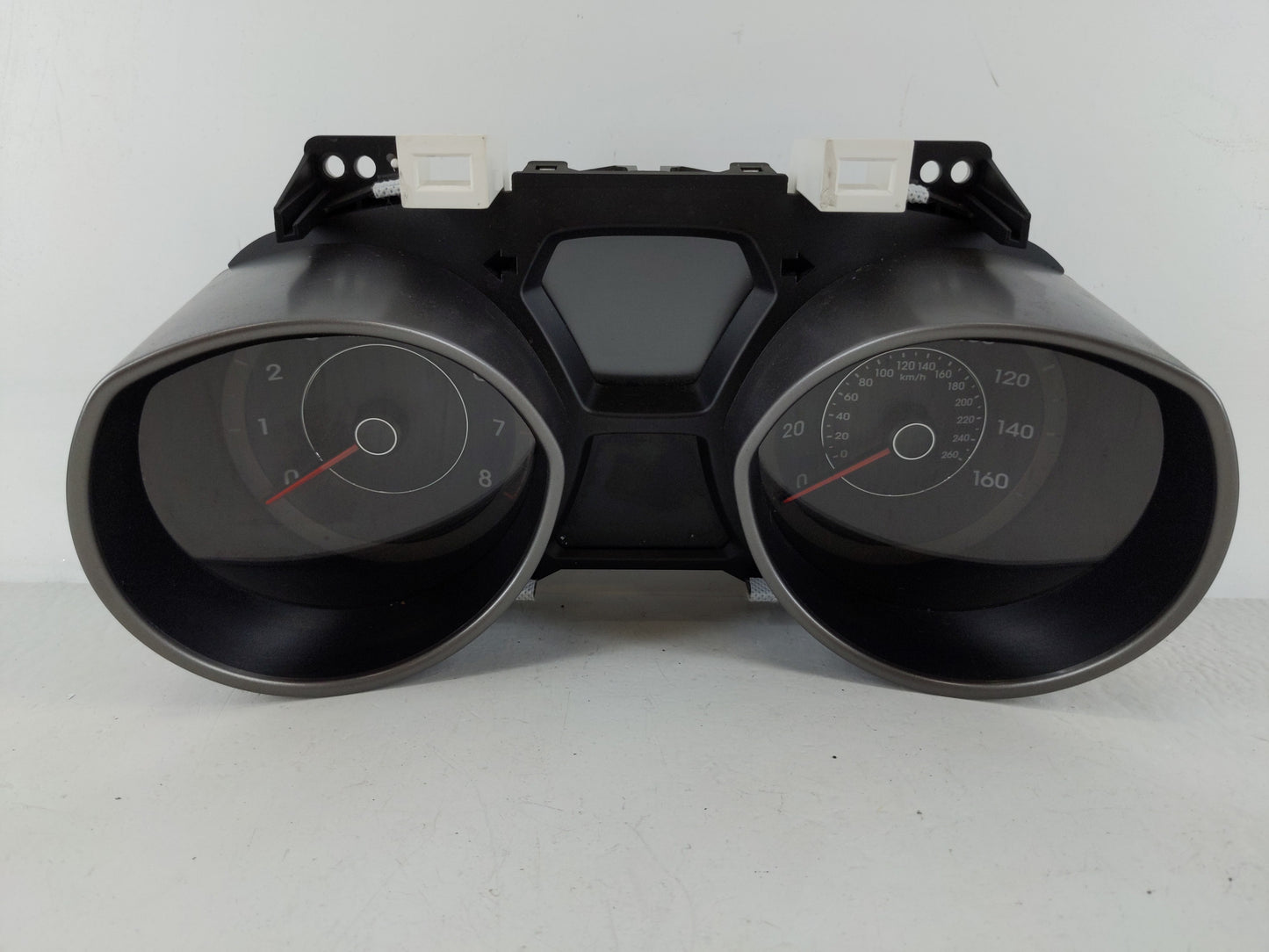 2014-2016 Hyundai Elantra Instrument Cluster Speedometer Gauges P/N:94004-3Y010 Fits Fits 2014 2015 2016 OEM Used Auto Parts