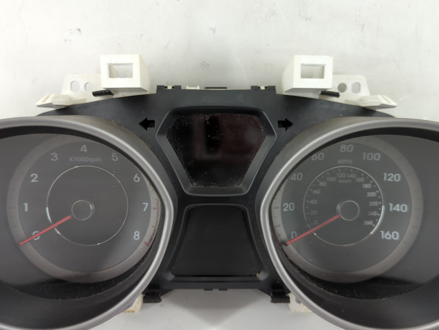 2014-2016 Hyundai Elantra Instrument Cluster Speedometer Gauges P/N:94004-3X210 Fits Fits 2014 2015 2016 OEM Used Auto Parts
