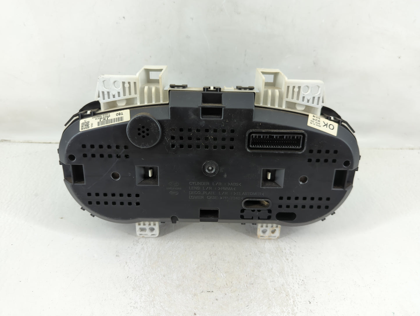2014-2016 Hyundai Elantra Instrument Cluster Speedometer Gauges P/N:94004-3X210 Fits Fits 2014 2015 2016 OEM Used Auto Parts