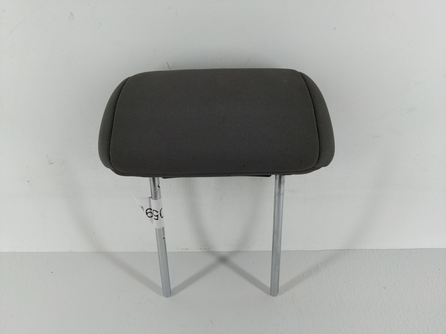 2015 Hyundai Elantra Headrest Head Rest Rear Seat Fits OEM Used Auto Parts - Oemusedautoparts1.com