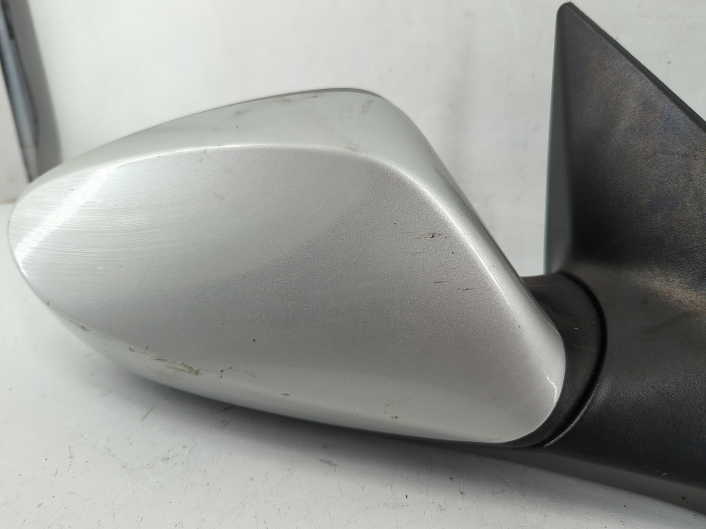 2015-2016 Hyundai Elantra Passenger Side View Mirror - Right Door Mirror OEM Used - Oemusedautoparts1.com