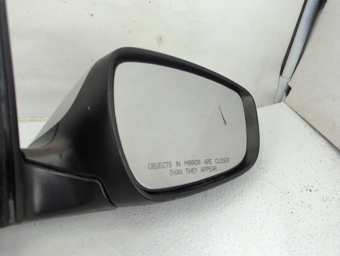 2015-2016 Hyundai Elantra Passenger Side View Mirror - Right Door Mirror OEM Used - Oemusedautoparts1.com