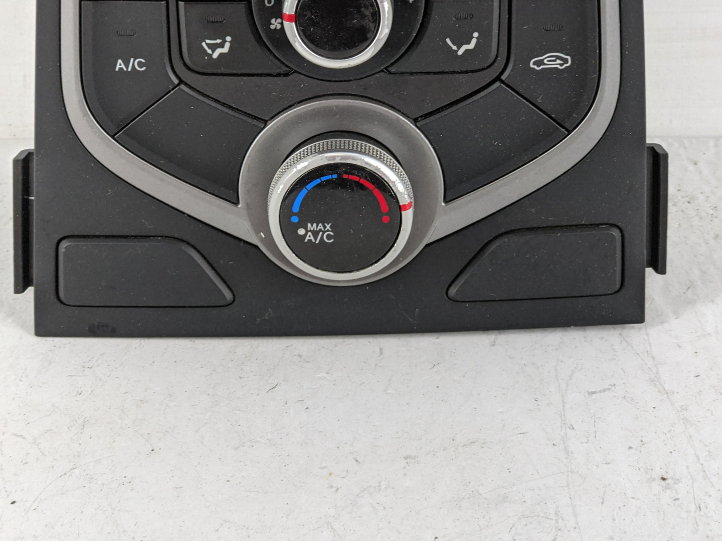 2014-2016 Hyundai Elantra Climate Control Module Temperature AC/Heater Replacement P/N:97250-3XCC1 C500-ATDCF Fits OEM Used 