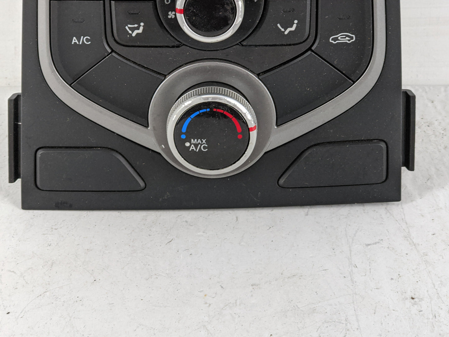 2014-2016 Hyundai Elantra Climate Control Module Temperature AC/Heater Replacement P/N:97250-3XCC1 C500-ATDCF Fits OEM Used 
