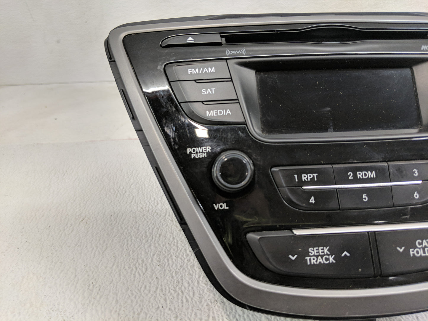 2014-2016 Hyundai Elantra Radio AM FM Cd Player Receiver Replacement P/N:96170-3X156GU Fits Fits 2014 2015 2016 OEM Used Aut