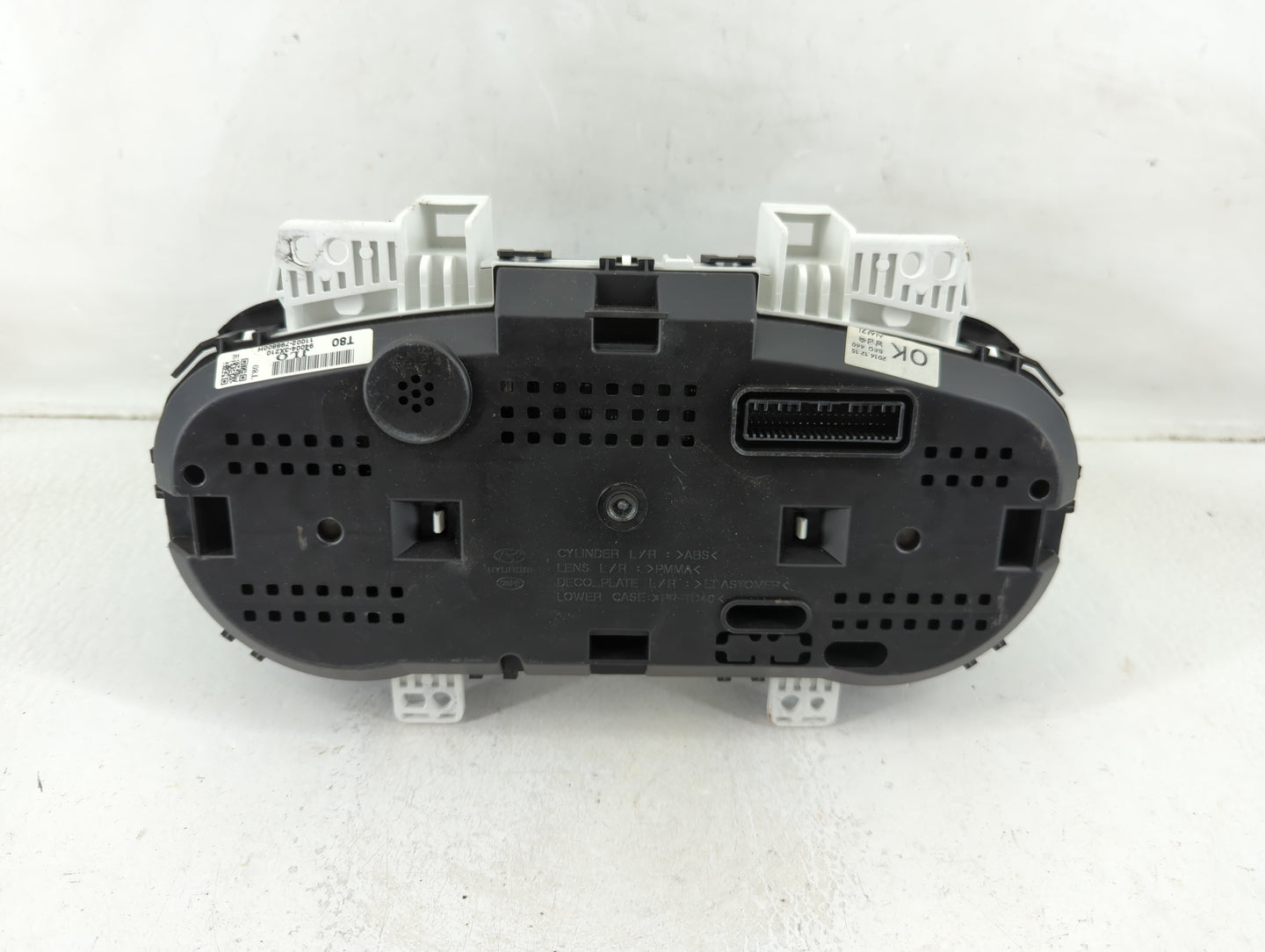 2014-2016 Hyundai Elantra Instrument Cluster Speedometer Gauges P/N:94004-3X210 Miles: Fits Fits 2014 2015 2016 OEM Used Aut