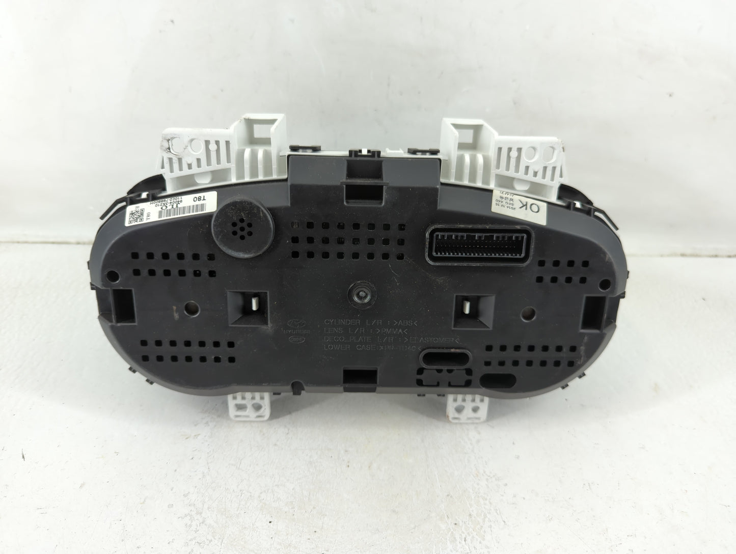 2014-2016 Hyundai Elantra Instrument Cluster Speedometer Gauges P/N:94004-3X210 Miles: Fits Fits 2014 2015 2016 OEM Used Aut
