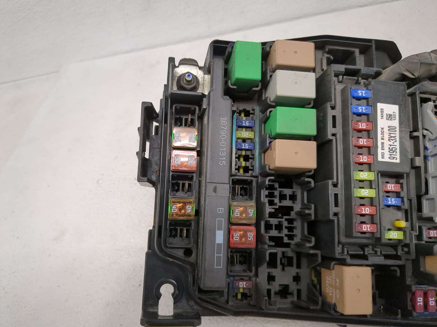 2014-2016 Hyundai Elantra Fusebox Fuse Box Panel Relay Module P/N:91951-3X710 Fits Fits 2014 2015 2016 OEM Used Auto Parts -