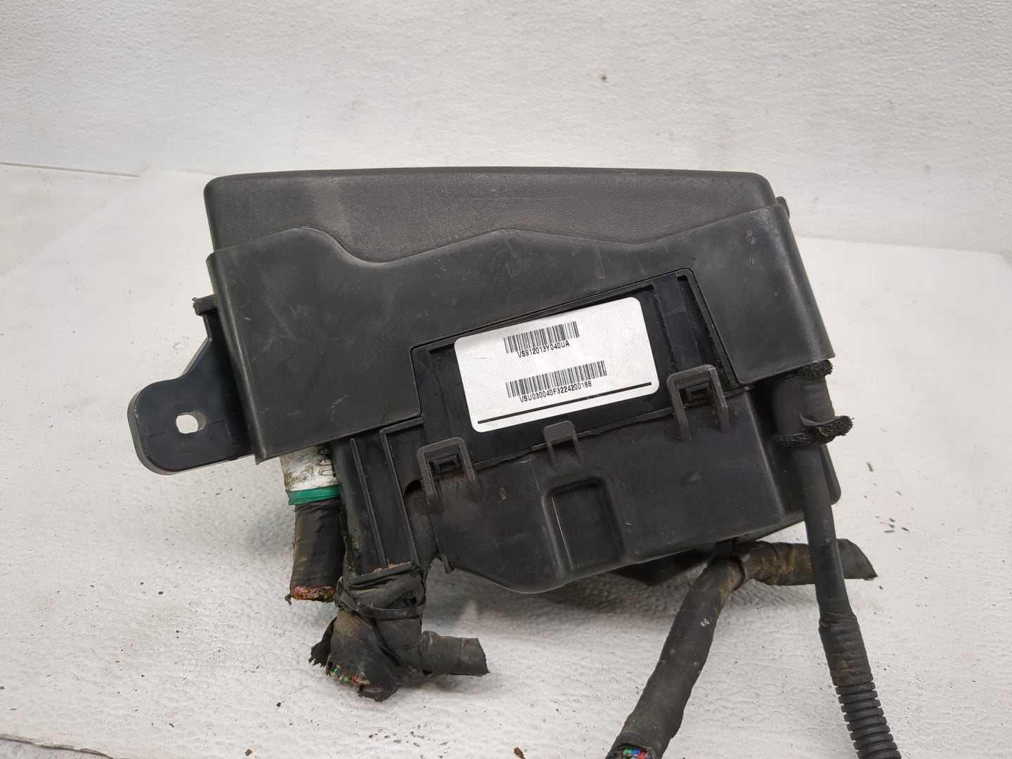 2014-2016 Hyundai Elantra Fusebox Fuse Box Panel Relay Module P/N:91951-3X710 Fits Fits 2014 2015 2016 OEM Used Auto Parts -