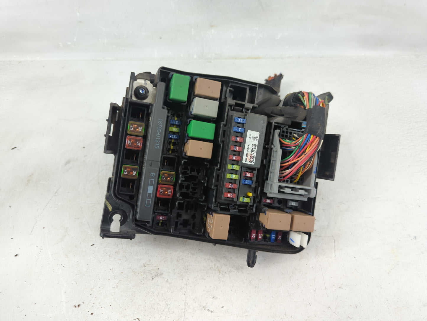 2014-2016 Hyundai Elantra Fusebox Fuse Box Panel Relay Module P/N:91951-3X710 Fits Fits 2014 2015 2016 OEM Used Auto Parts -