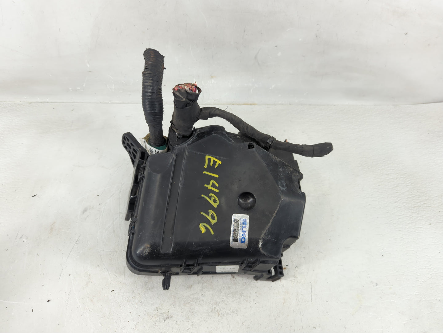 2014-2016 Hyundai Elantra Fusebox Fuse Box Panel Relay Module P/N:91951-3X710 Fits Fits 2014 2015 2016 OEM Used Auto Parts -
