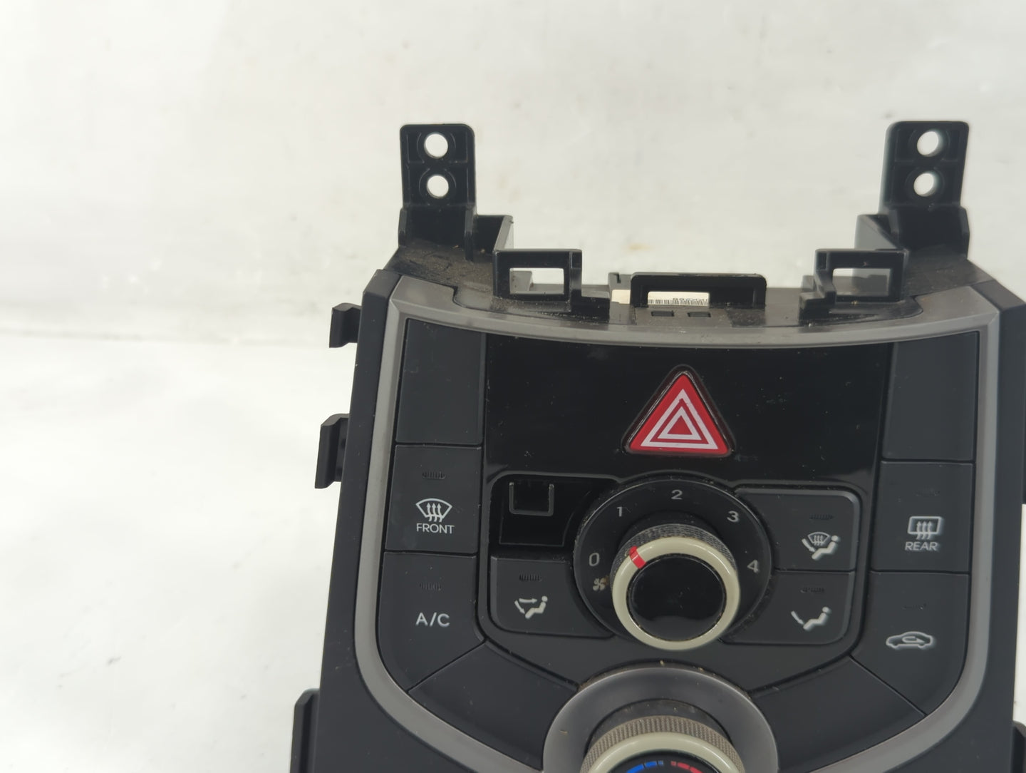 2014-2016 Hyundai Elantra Climate Control Module Temperature AC/Heater Replacement P/N:97250-3XCC0 Fits Fits 2014 2015 2016 