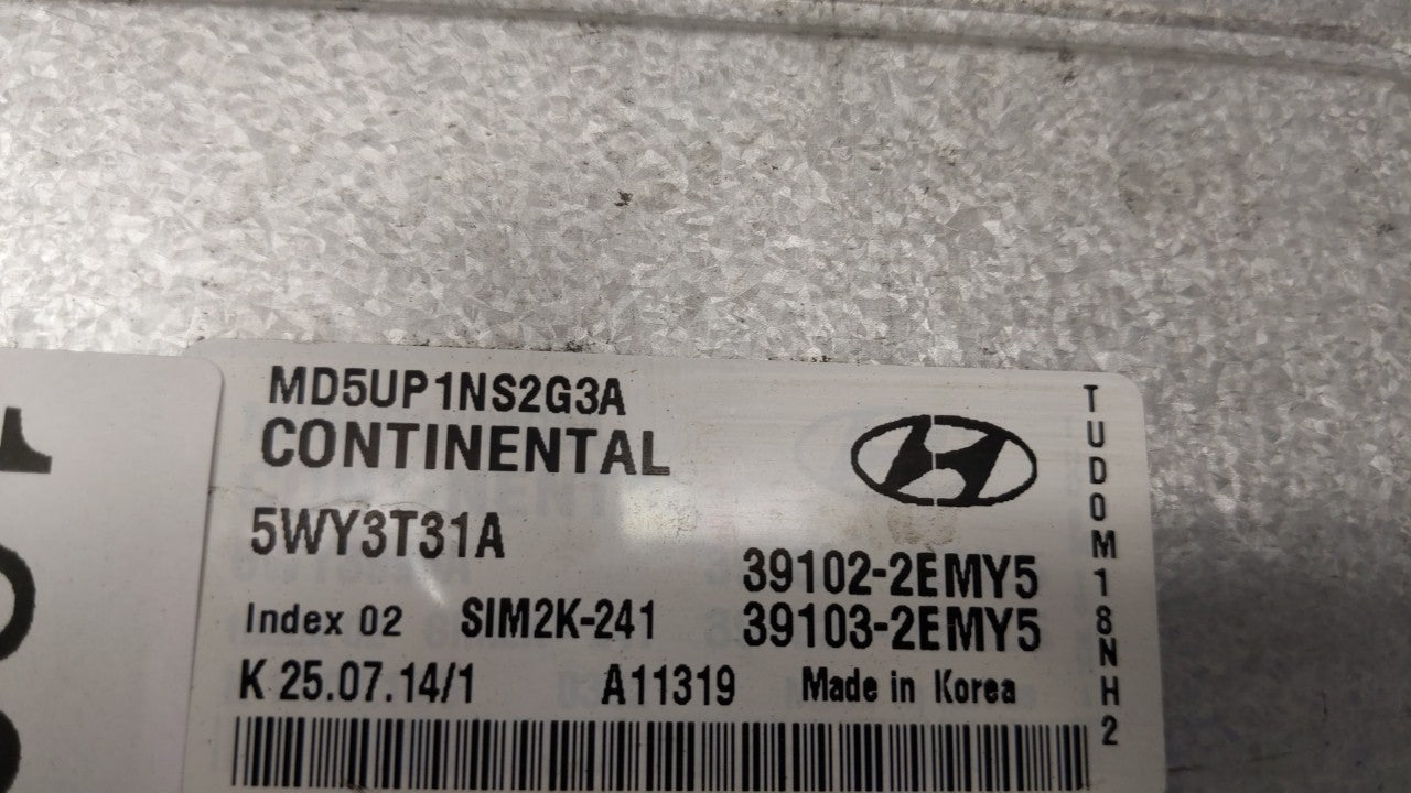 2014-2016 Hyundai Elantra PCM Engine Control Computer ECU ECM PCU OEM P/N:39133-2EGE0 39102-2EML6 Fits Fits 2014 2015 2016 O