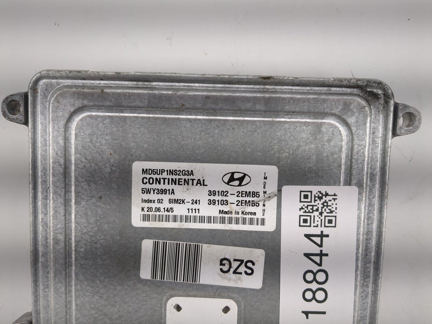 2015 Hyundai Elantra PCM Engine Control Computer ECU ECM PCU OEM P/N:39103-2EMB5 39102-2EMB5 Fits OEM Used Auto Parts - Oemu