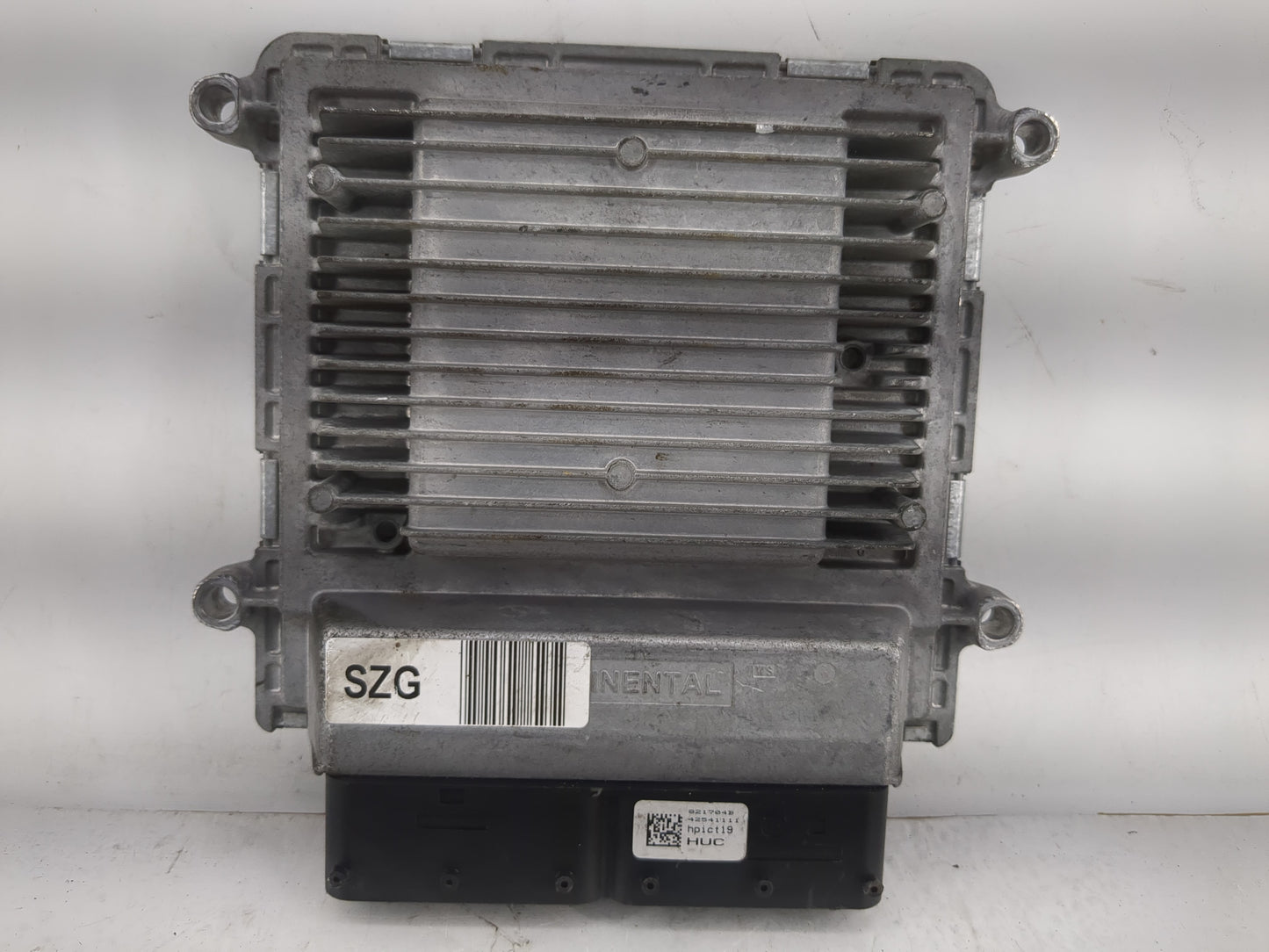 2015 Hyundai Elantra PCM Engine Control Computer ECU ECM PCU OEM P/N:39103-2EMB5 39102-2EMB5 Fits OEM Used Auto Parts - Oemu