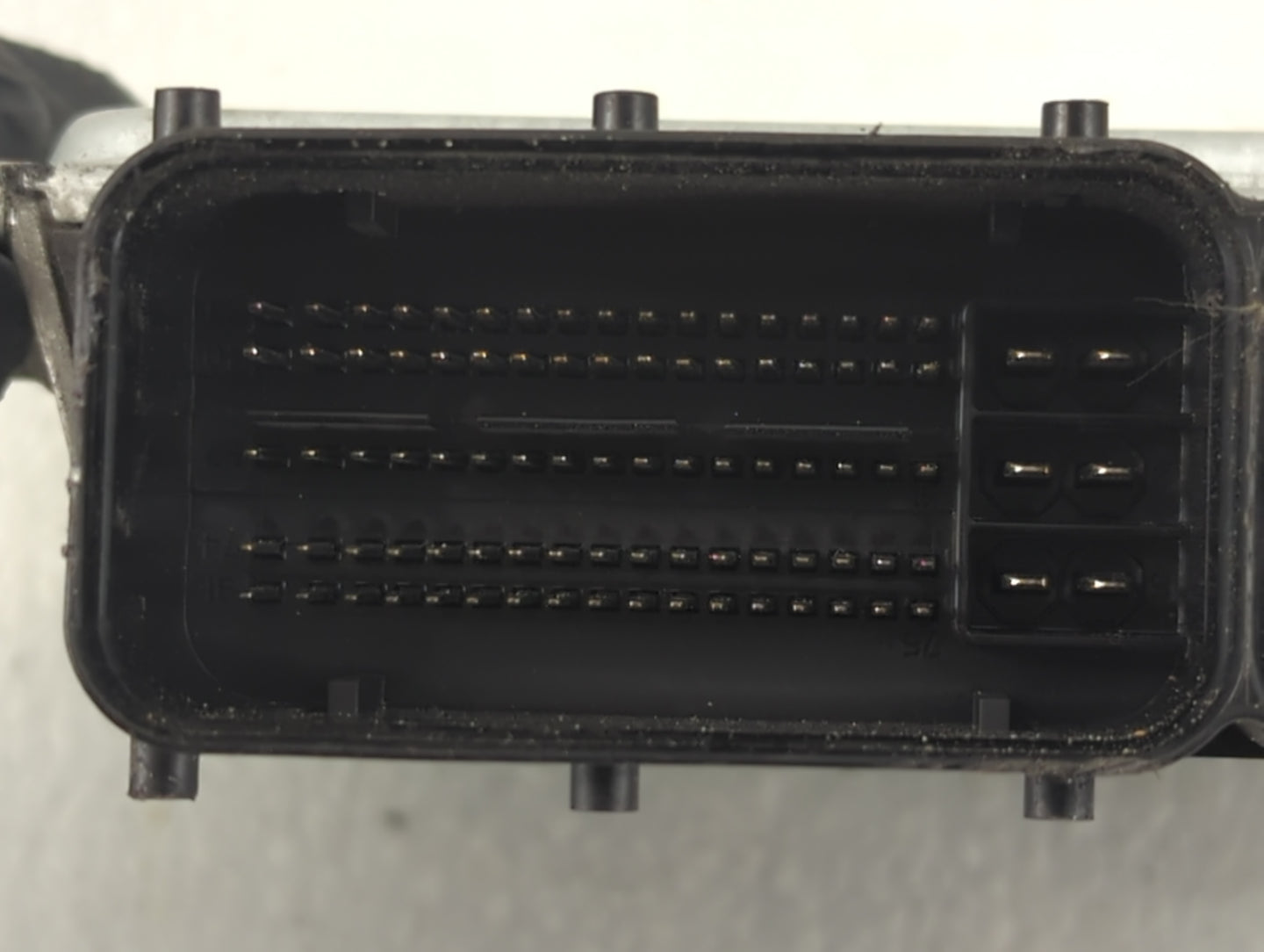 2015 Hyundai Elantra PCM Engine Control Computer ECU ECM PCU OEM P/N:39103-2EMW5 39102-2EMW5 Fits OEM Used Auto Parts - Oemu