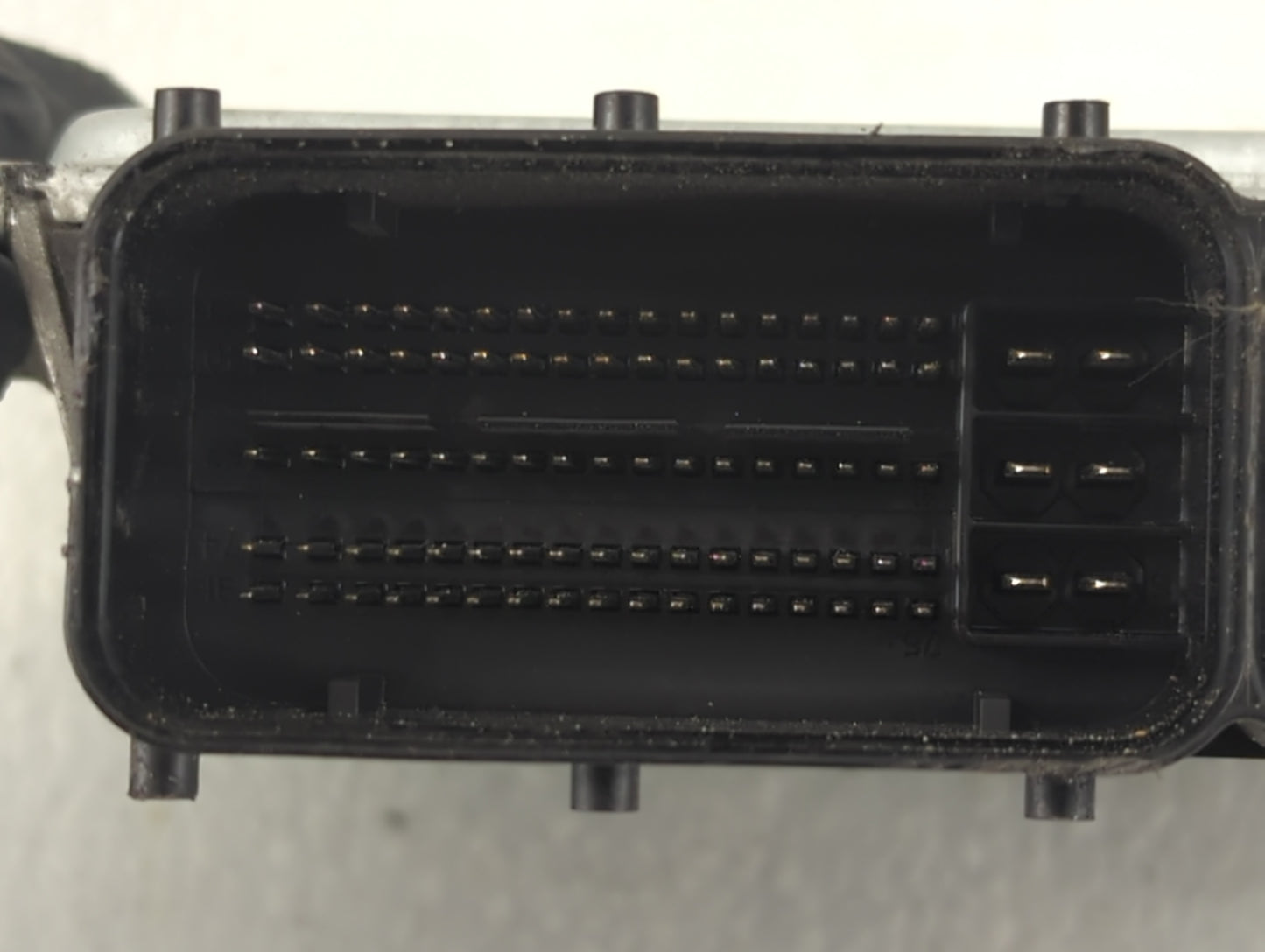 2015 Hyundai Elantra PCM Engine Control Computer ECU ECM PCU OEM P/N:39103-2EMW5 39102-2EMW5 Fits OEM Used Auto Parts - Oemu
