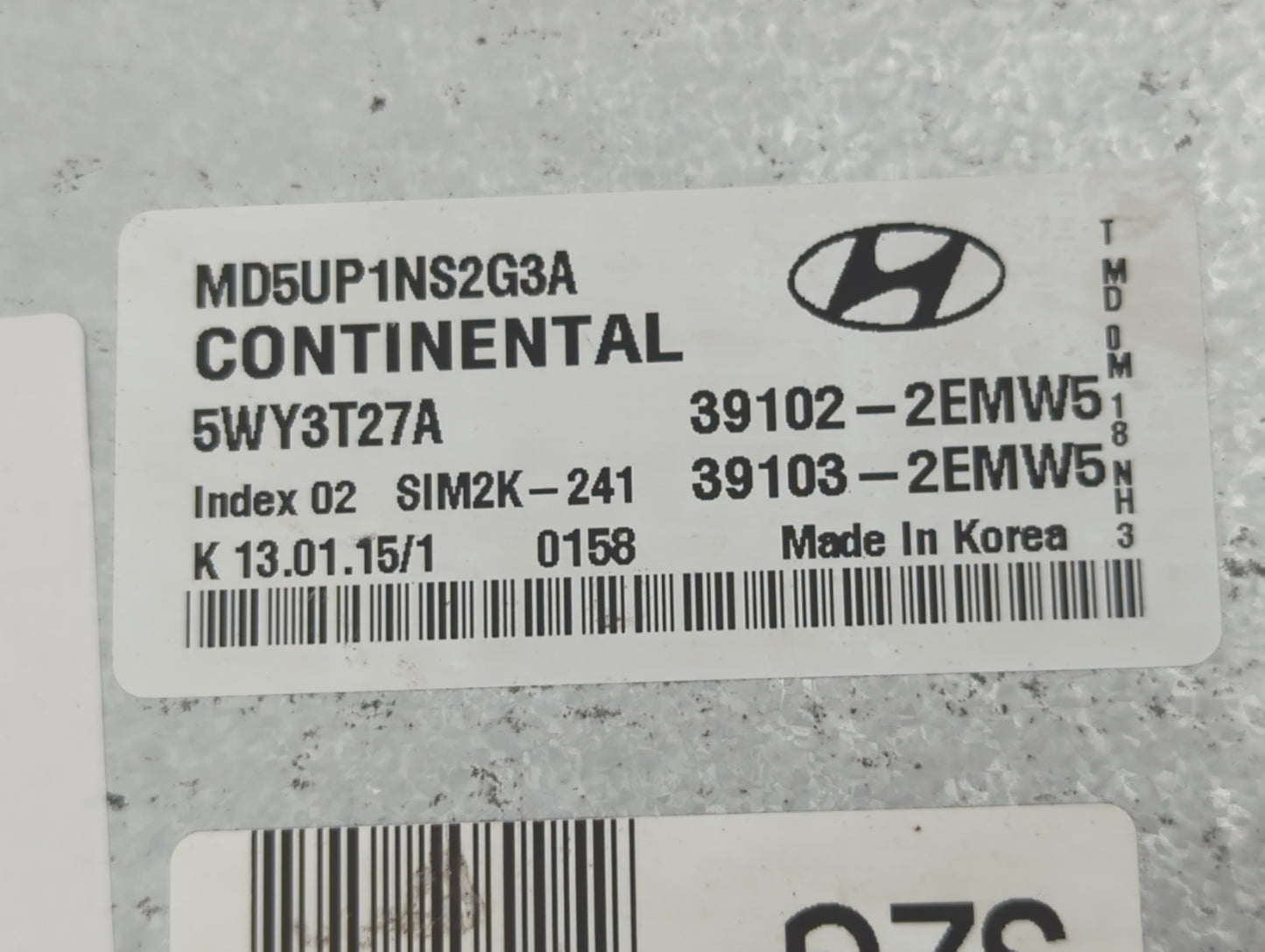 2015 Hyundai Elantra PCM Engine Control Computer ECU ECM PCU OEM P/N:39103-2EMW5 39102-2EMW5 Fits OEM Used Auto Parts - Oemu