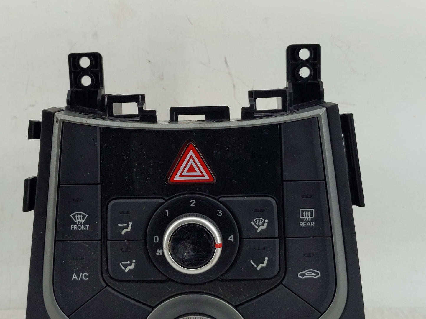 2014-2016 Hyundai Elantra Climate Control Module Temperature AC/Heater Replacement P/N:97250-3XCC0 Fits Fits 2014 2015 2016 
