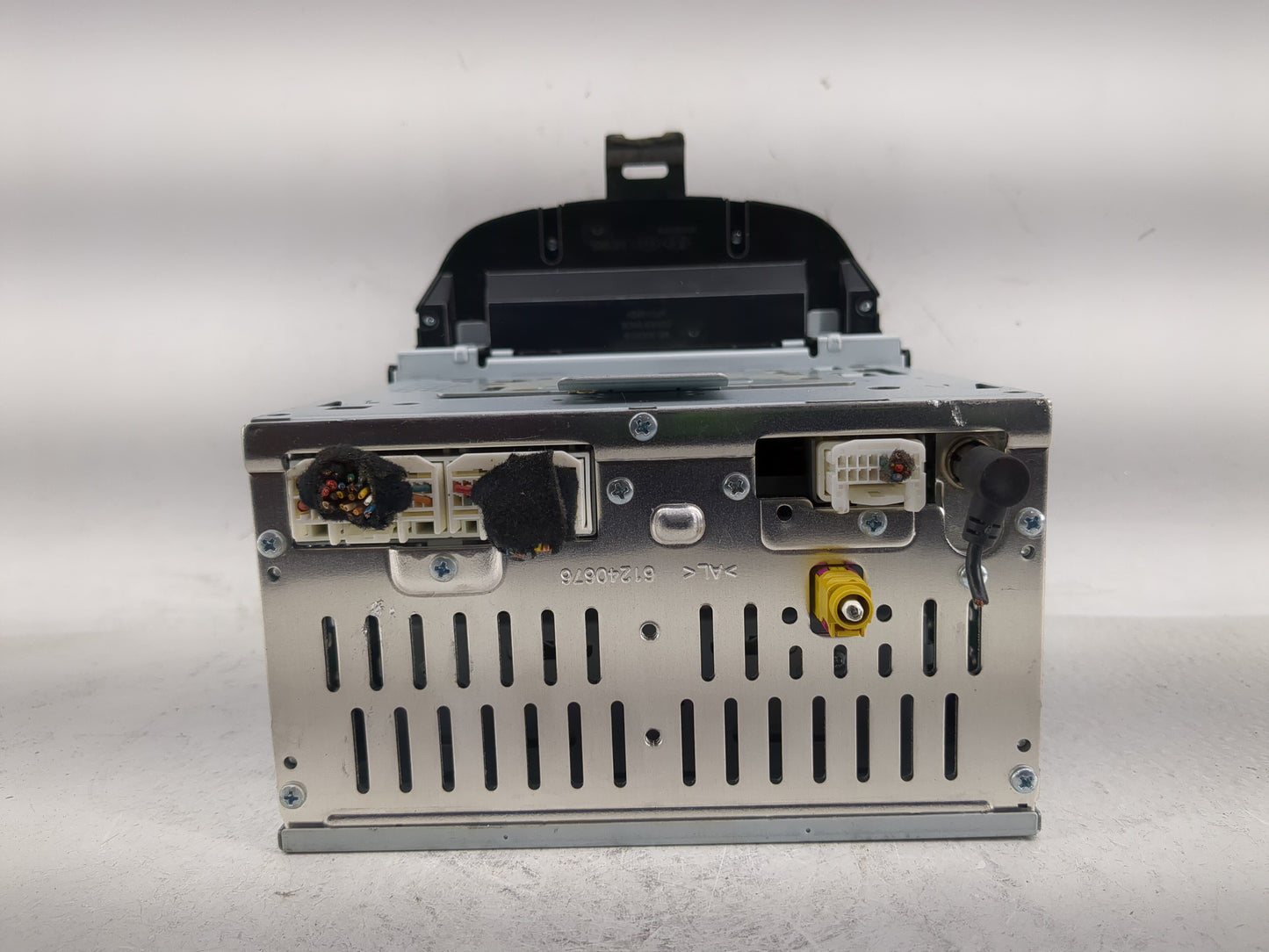 2014-2016 Hyundai Elantra Radio AM FM Cd Player Receiver Replacement P/N:96180-3X165GU Fits Fits 2014 2015 2016 OEM Used Aut