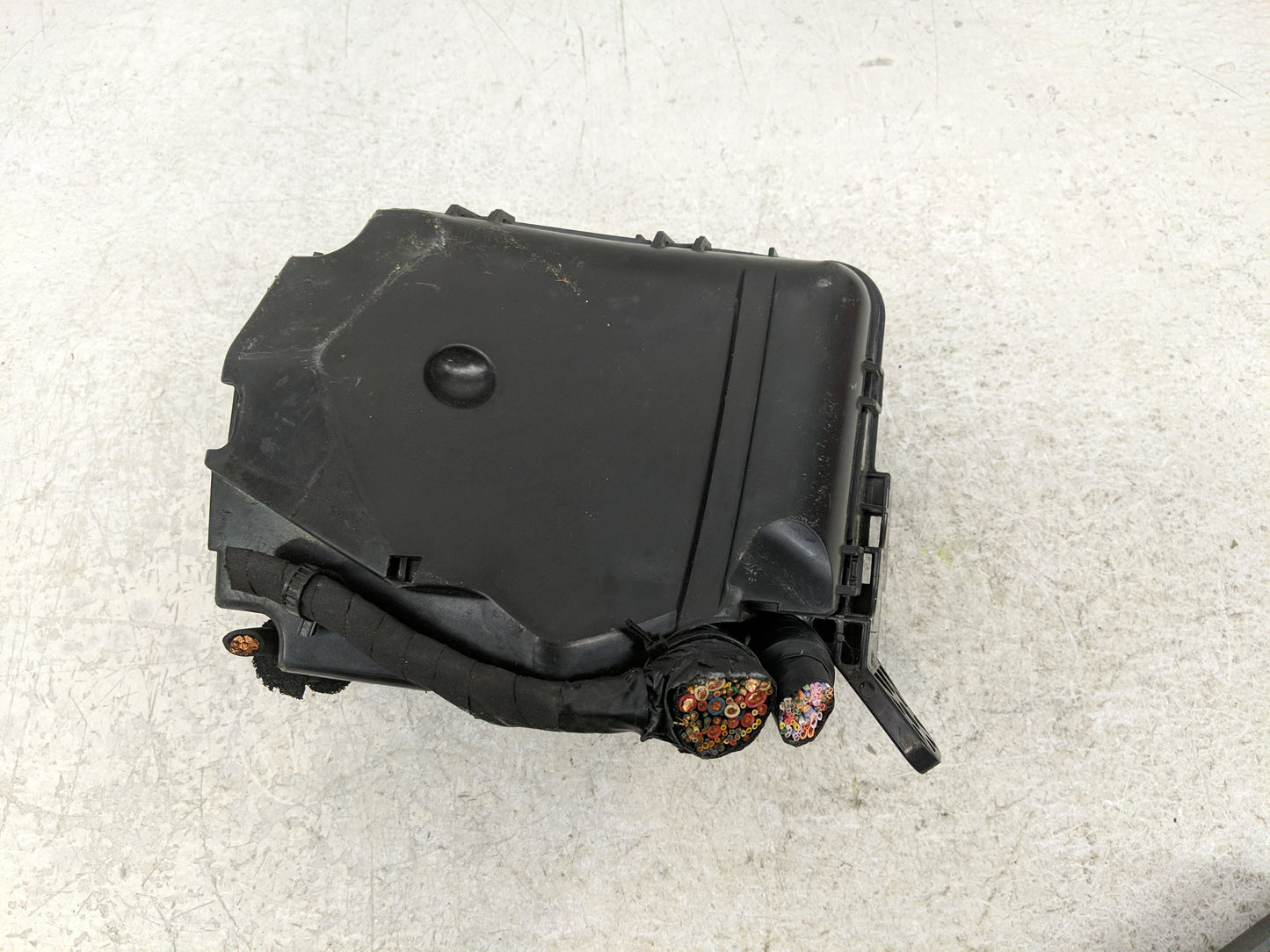 2014-2016 Hyundai Elantra Fusebox Fuse Box Panel Relay Module P/N:91956-00035 Fits Fits 2014 2015 2016 OEM Used Auto Parts -