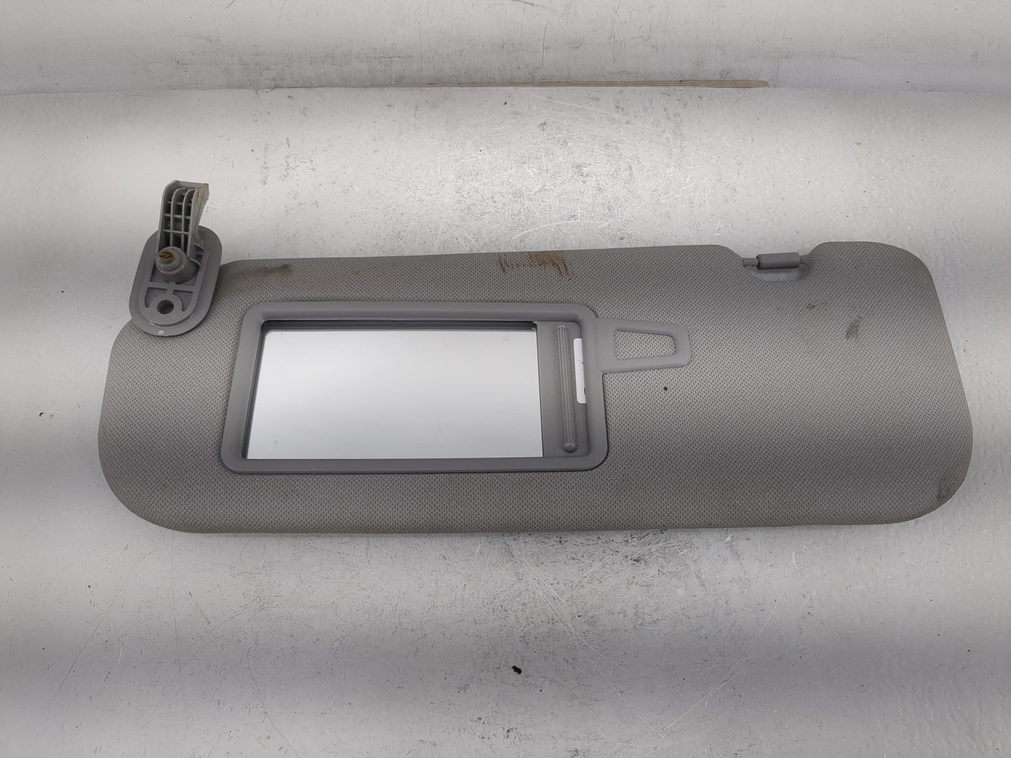 2014-2016 Hyundai Elantra Sun Visor Shade Replacement Passenger Right Mirror Fits Fits 2014 2015 2016 OEM Used Auto Parts - 