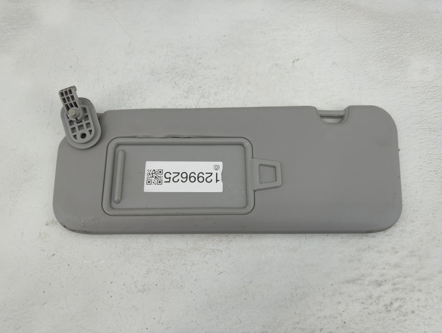 2014-2016 Hyundai Elantra Sun Visor Shade Replacement Driver Left Mirror Fits Fits 2014 2015 2016 OEM Used Auto Parts - Oemu