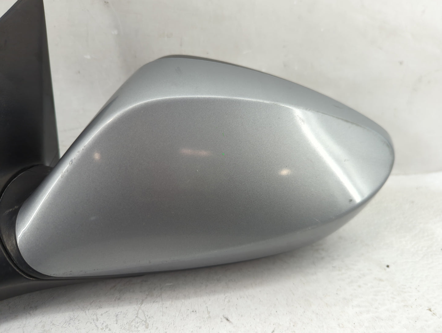 2015-2016 Hyundai Elantra Driver Side View Mirror - Left Door Mirror OEM Used - Oemusedautoparts1.com