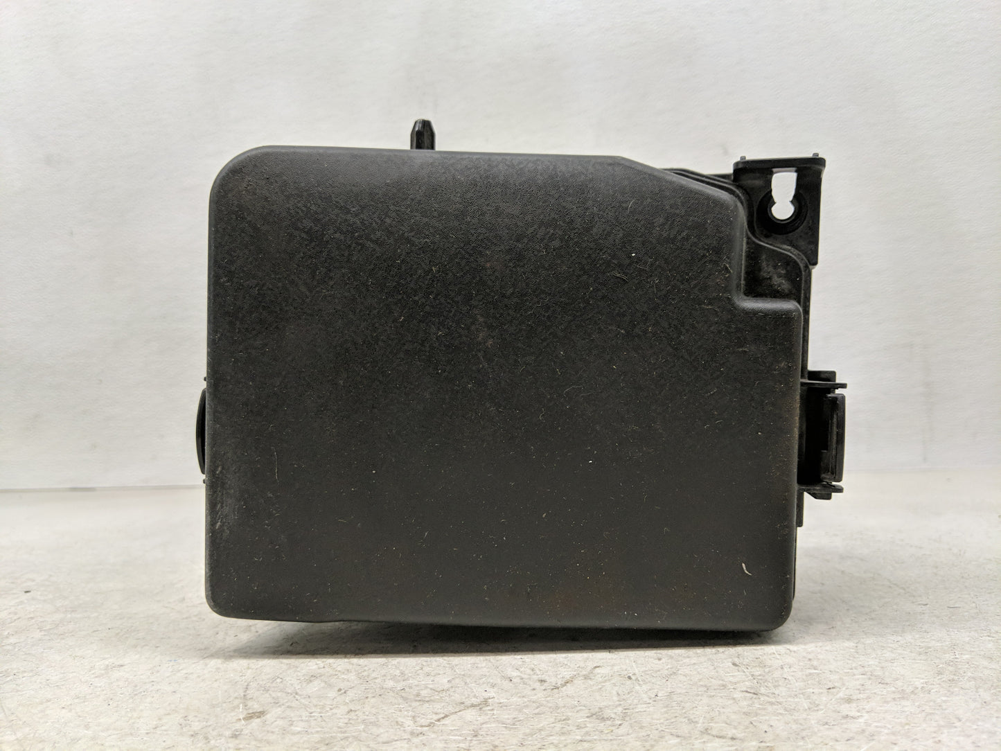 2014-2016 Hyundai Elantra Fusebox Fuse Box Panel Relay Module P/N:91265 3X060 Fits Fits 2014 2015 2016 OEM Used Auto Parts -