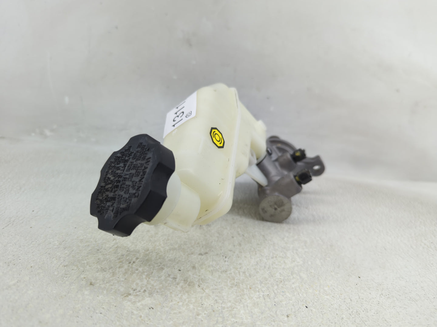 2014-2016 Hyundai Elantra Brake Master Cylinder 1311286 - Oemusedautoparts1.com