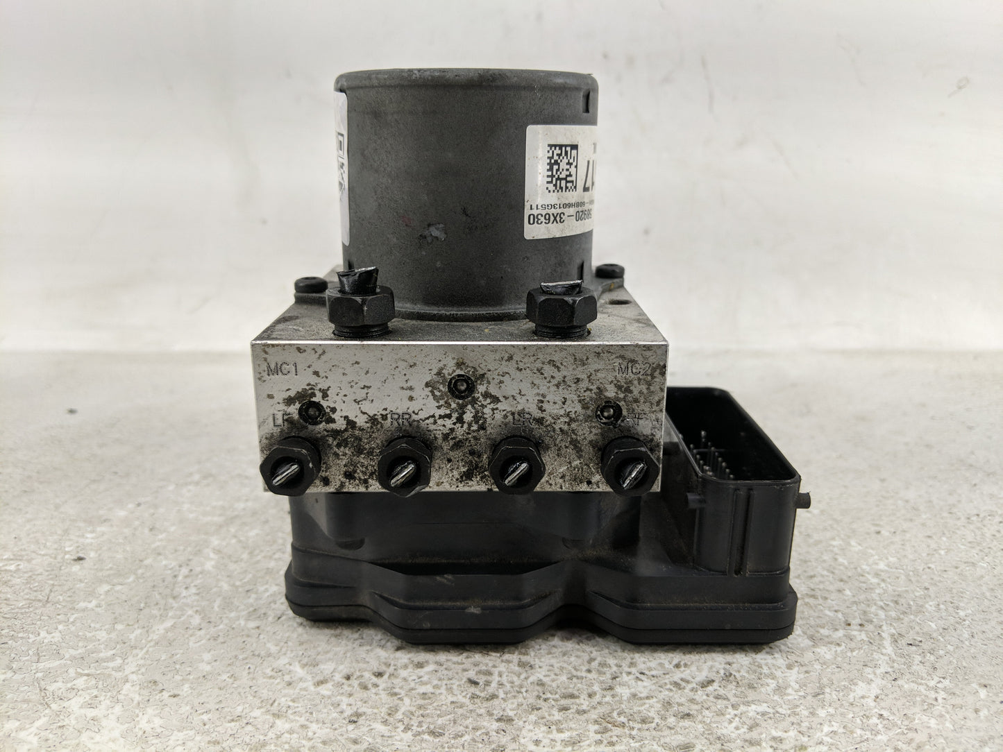 2014-2016 Hyundai Elantra ABS Pump Control Module Replacement P/N:58920-3X630 Fits Fits 2014 2015 2016 OEM Used Auto Parts -