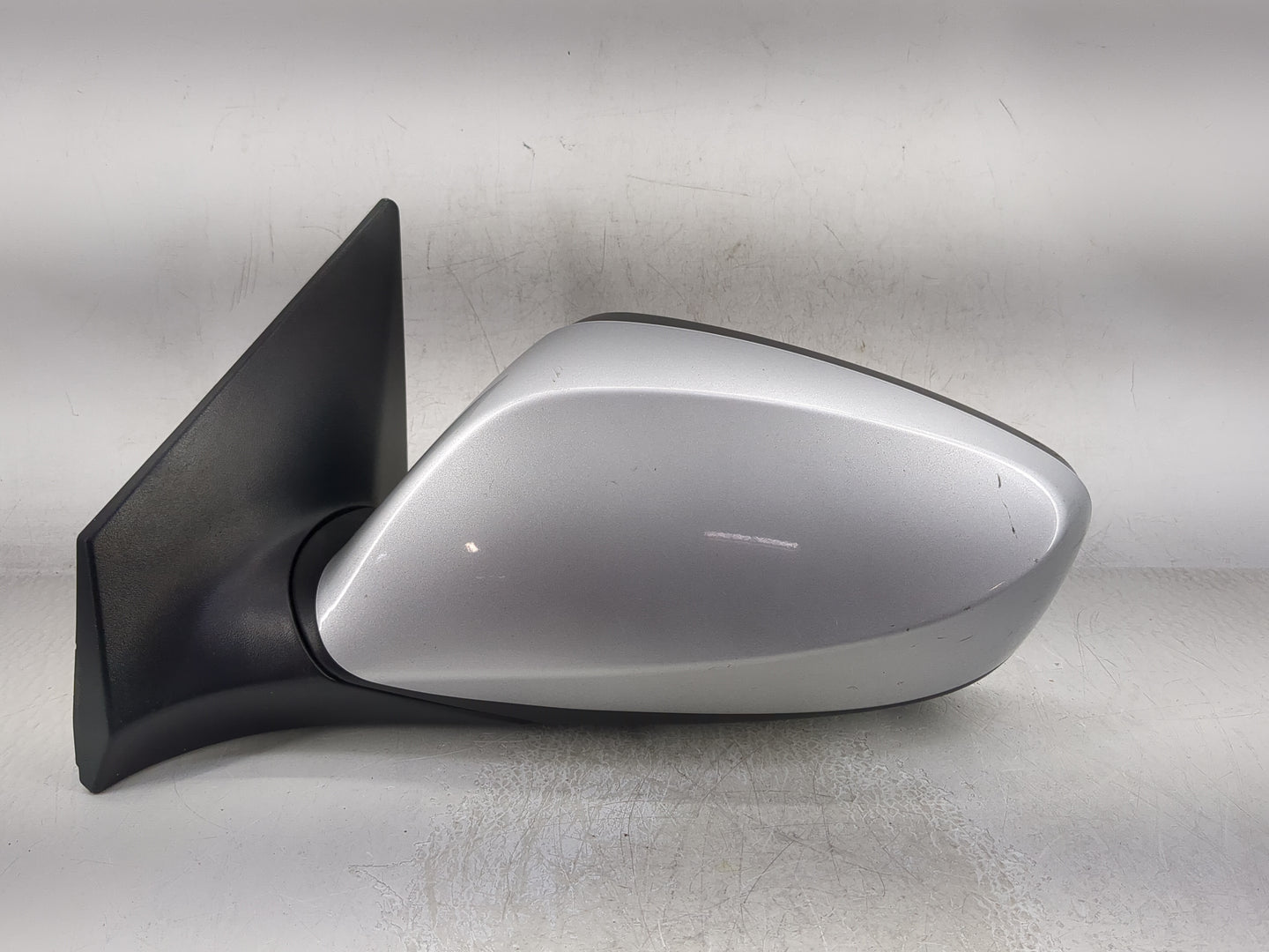 2015 Hyundai Elantra Driver Side View Mirror - Left Door Mirror OEM Used - Oemusedautoparts1.com