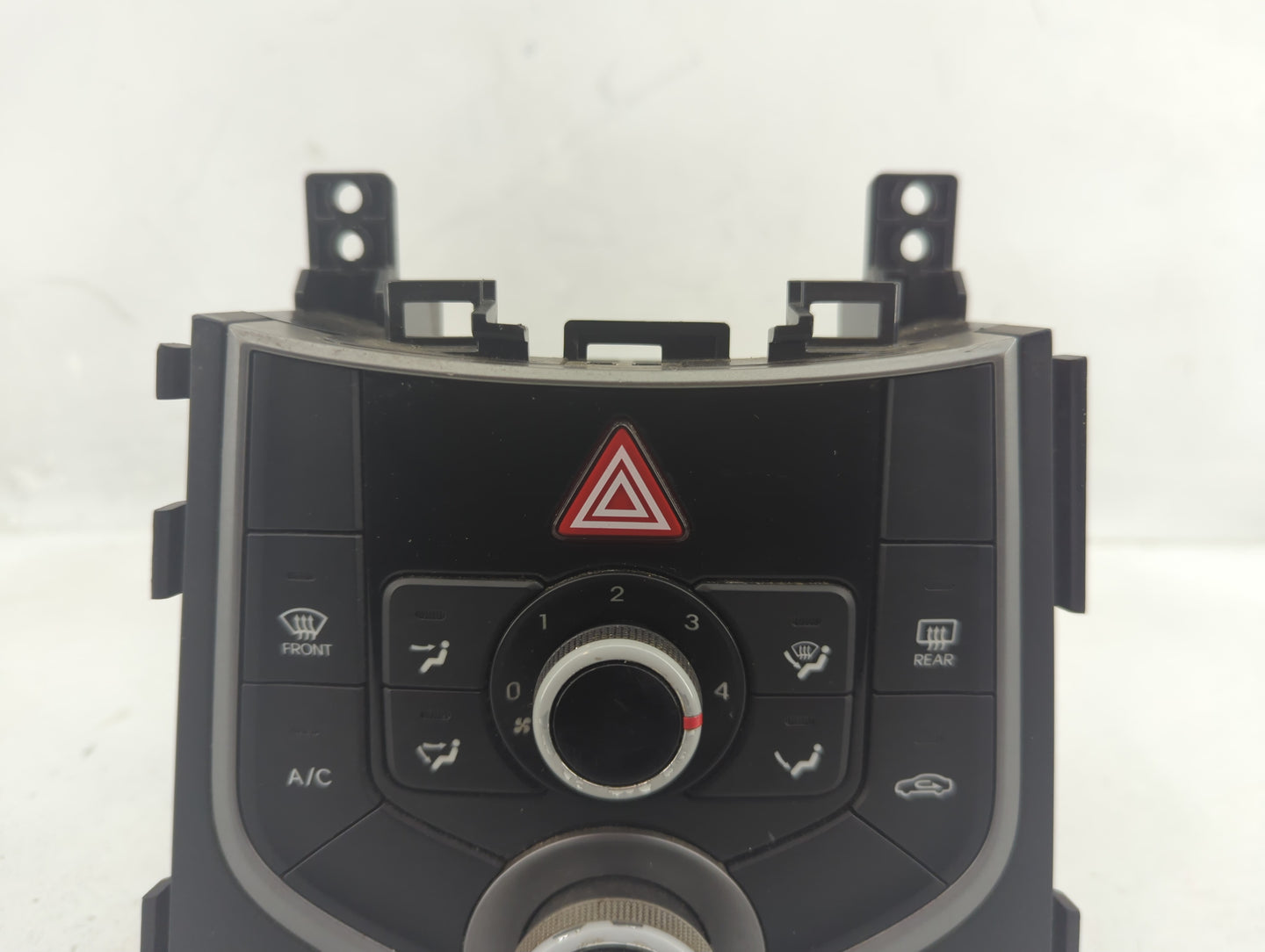 2014-2016 Hyundai Elantra Climate Control Module Temperature AC/Heater Replacement P/N:97250-3XCC1 Fits Fits 2014 2015 2016 