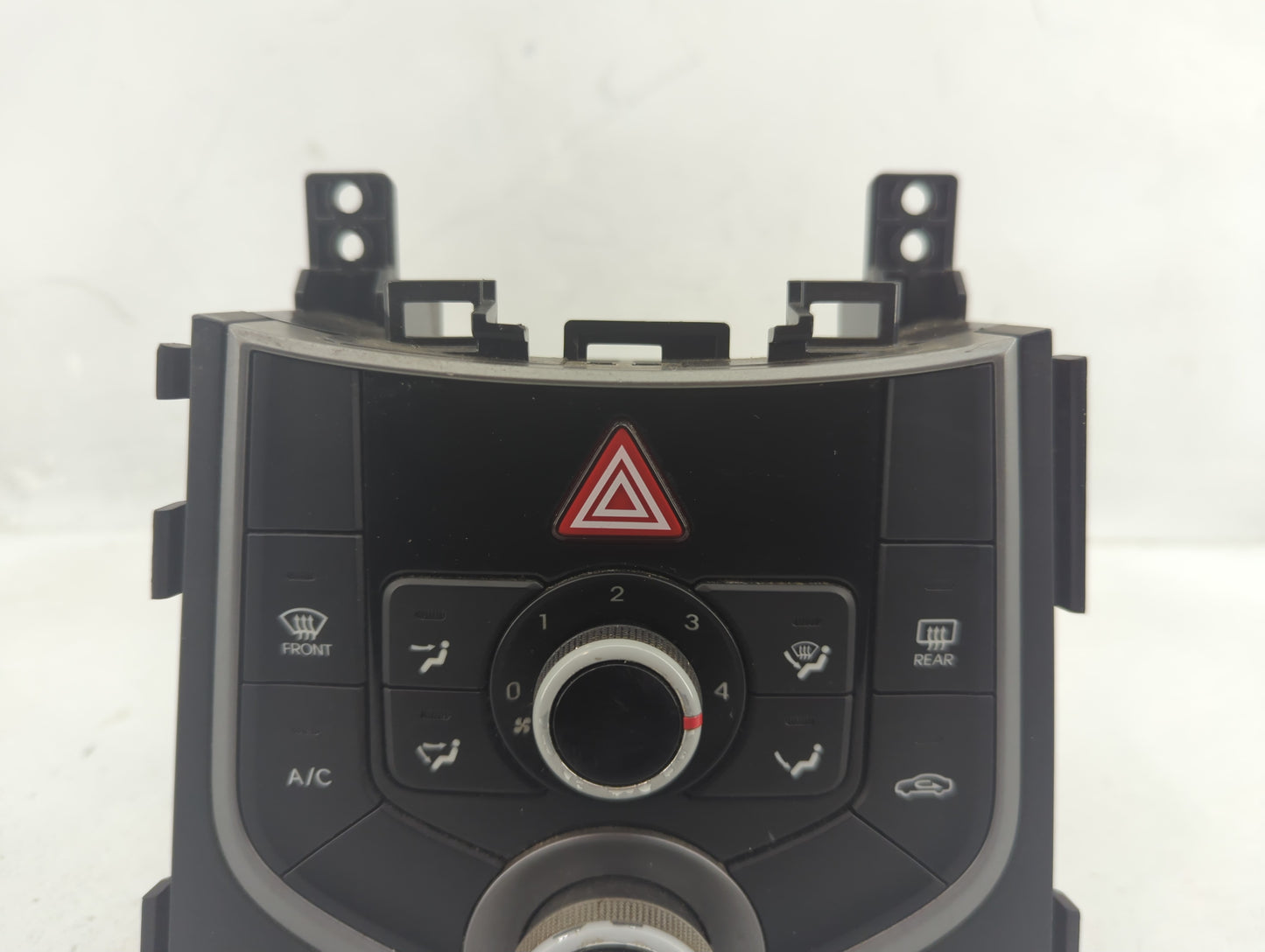 2014-2016 Hyundai Elantra Climate Control Module Temperature AC/Heater Replacement P/N:97250-3XCC1 Fits Fits 2014 2015 2016 