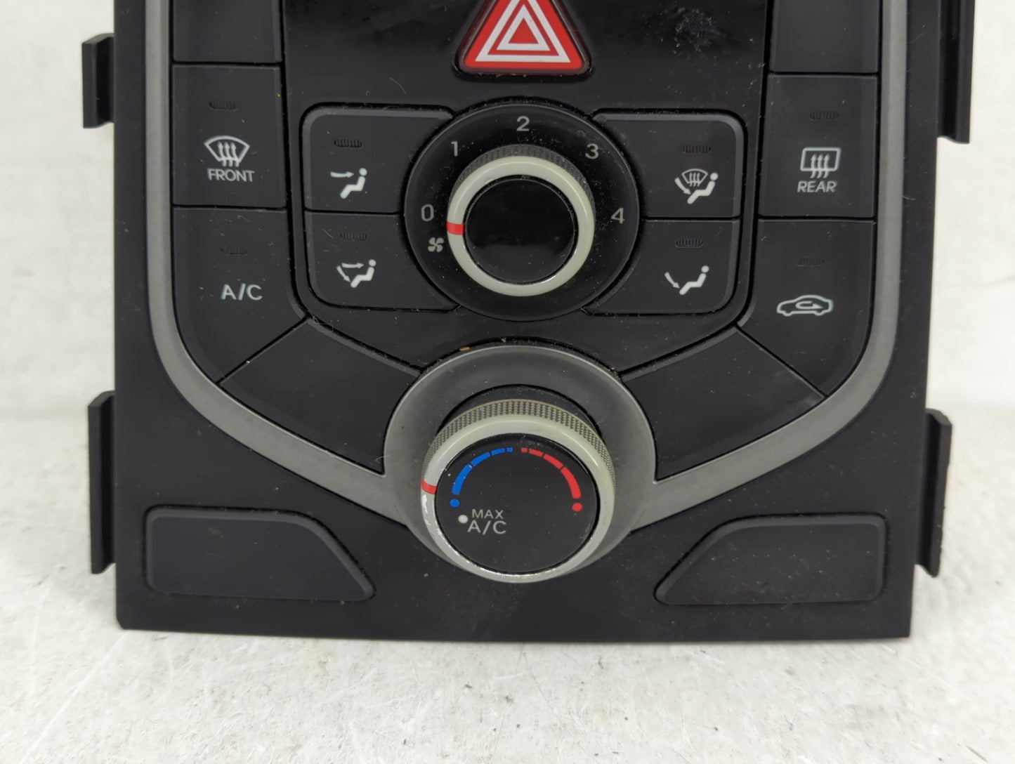 2014-2016 Hyundai Elantra Climate Control Module Temperature AC/Heater Replacement P/N:97250-3XCC0 Fits Fits 2014 2015 2016 