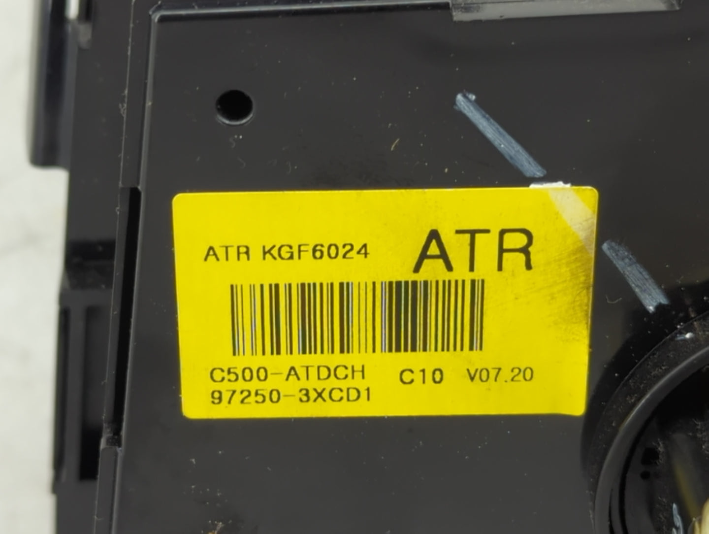 2014-2016 Hyundai Elantra Climate Control Module Temperature AC/Heater Replacement P/N:97250-3XCD1 97250-3XCC0 Fits OEM Used