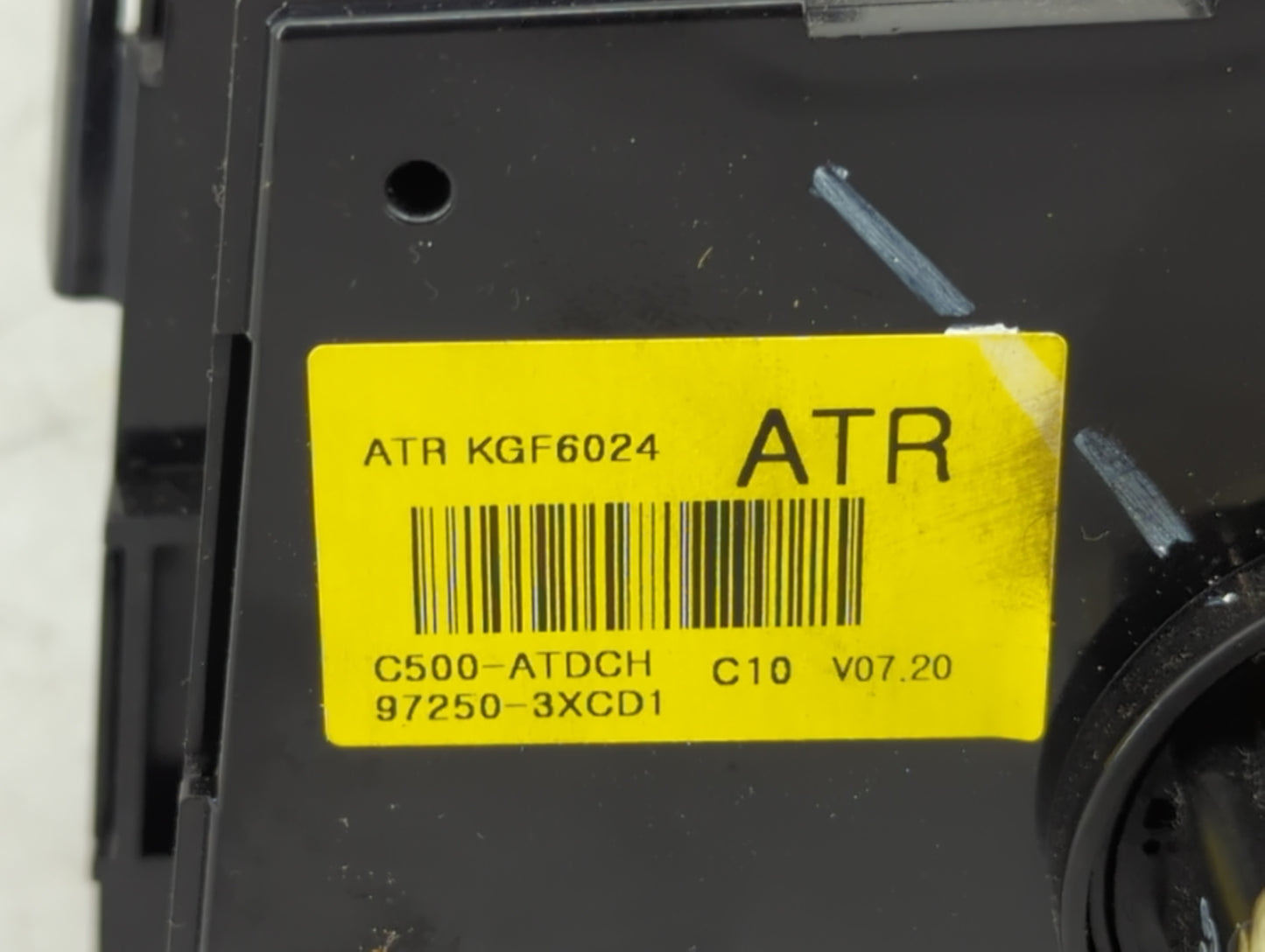 2014-2016 Hyundai Elantra Climate Control Module Temperature AC/Heater Replacement P/N:97250-3XCD1 97250-3XCC0 Fits OEM Used