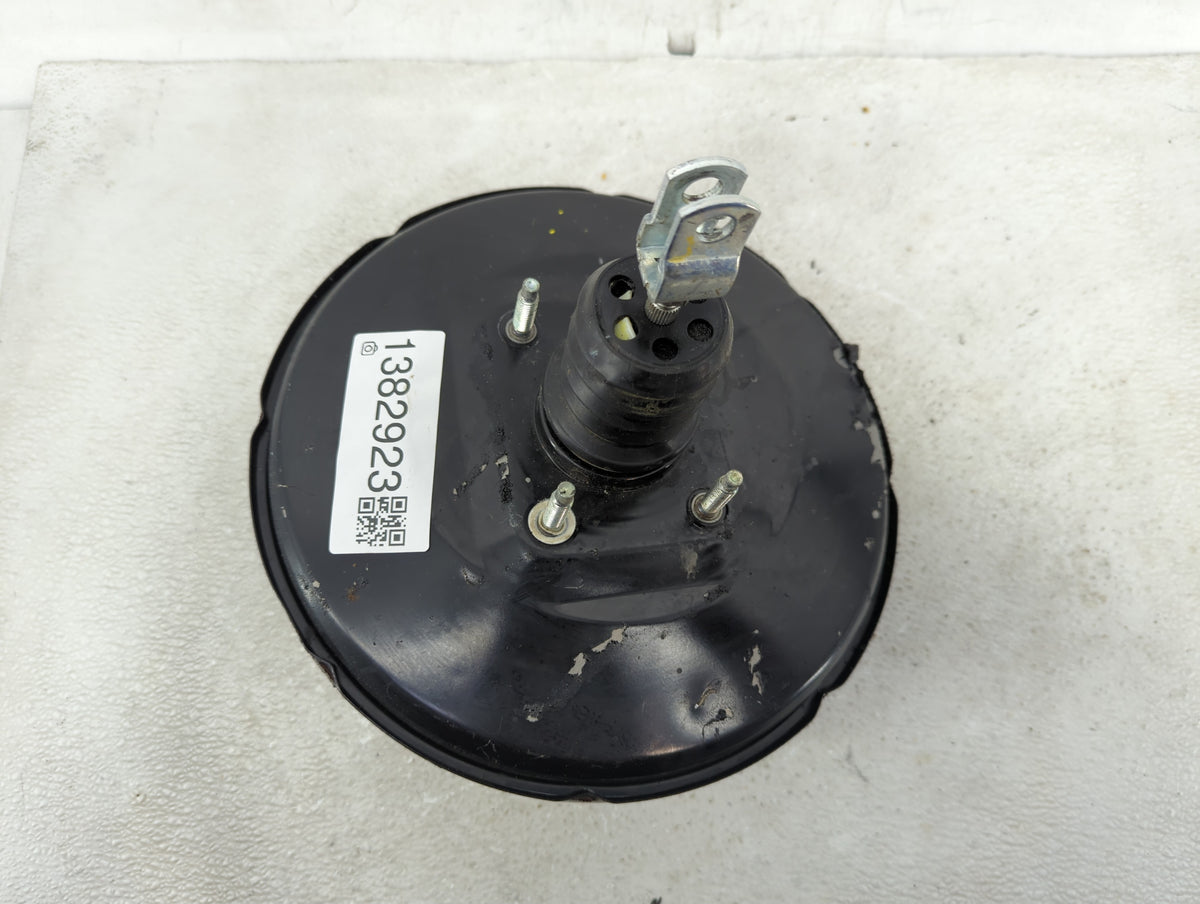 2011-2016 Hyundai Elantra Power Brake Booster Oem 1382923 - Oemusedautoparts1.com